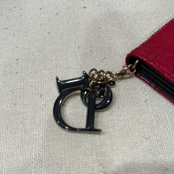 Dior Red Quilted Card Holder - Picture 5 of 11
